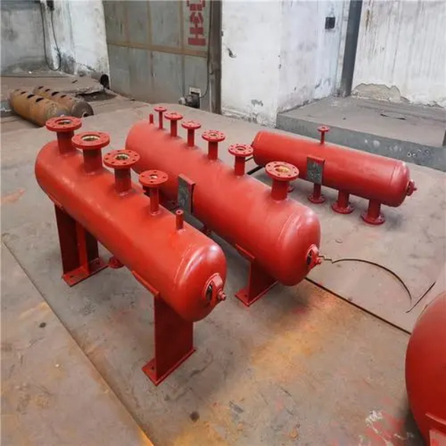 泸定分集水器安装高度